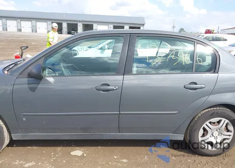 2007 Chevrolet Malibu Ls из США, поврежденный, VIN 1G1ZS57F67F302658